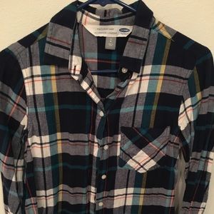 Old Navy women’s classic button down